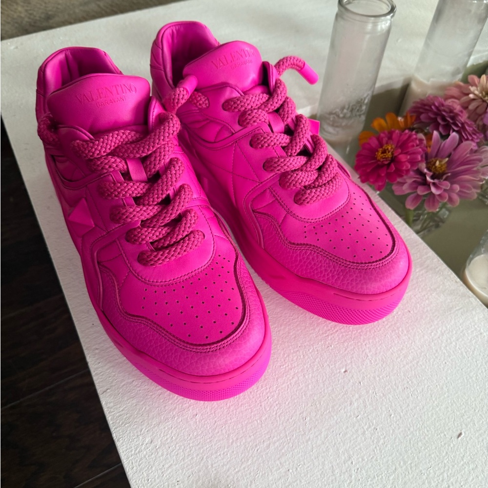 Valentino Garavani One Stud XI Pink Leather Sneakers ( BRAND NEW ) - Picture 13 of 14